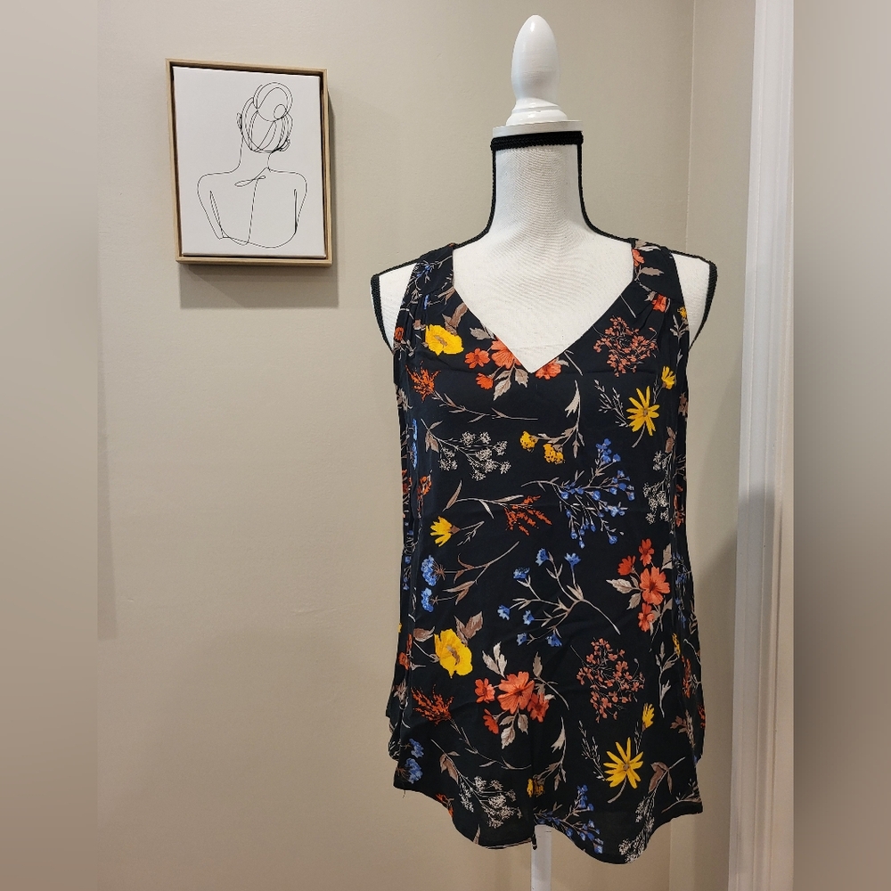 Old Navy Floral Sleeveless Blouse